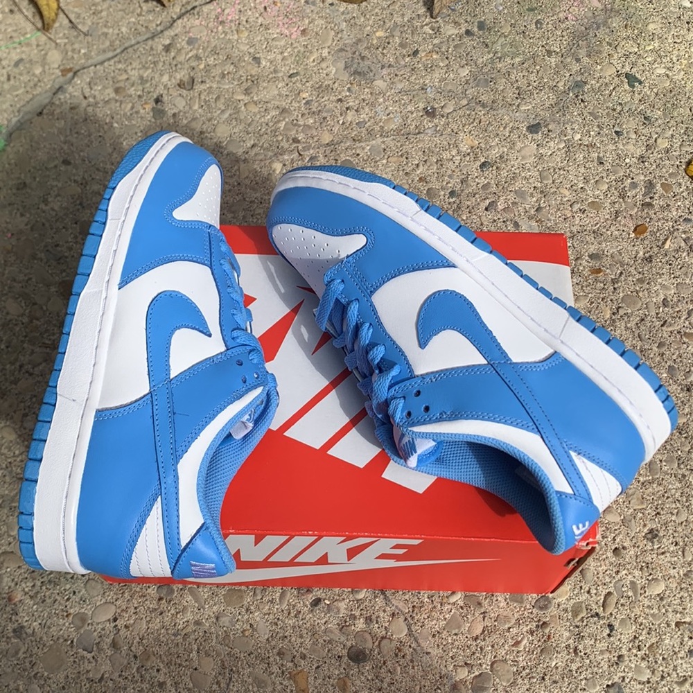 NEW Nike Dunk Low University Blue UNC 7Y/8.5 women - Picture 8 of 17